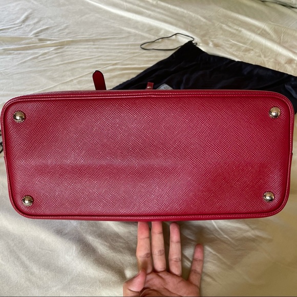 Prada Saffiano Cuir Double red Large Tote bag - Picture 12 of 13